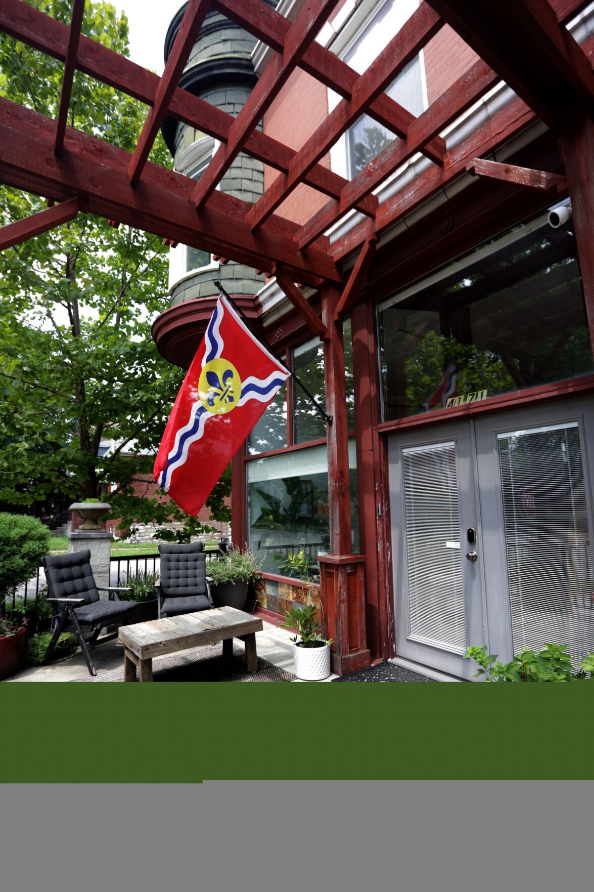 At Home with Keri Morgan and Steve Schmidt in Tower Grove